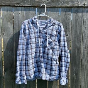 Like new lightweight Columbia button up shirt